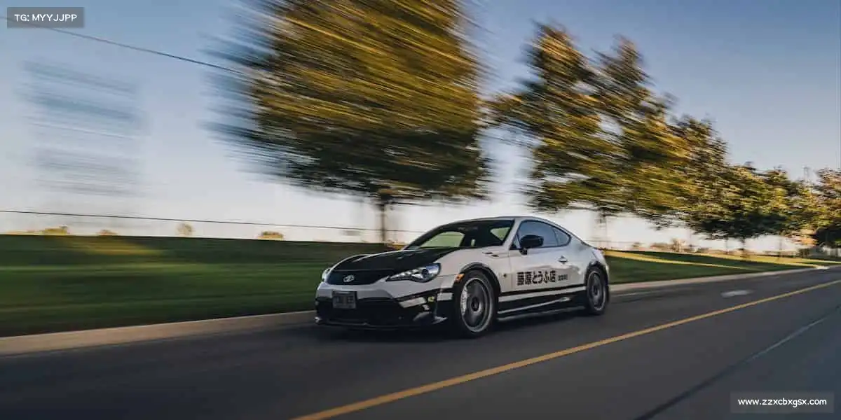 <strong>yy易游</strong>🏐排球腾空的弧线，是默契与激情交织的最美轨迹！